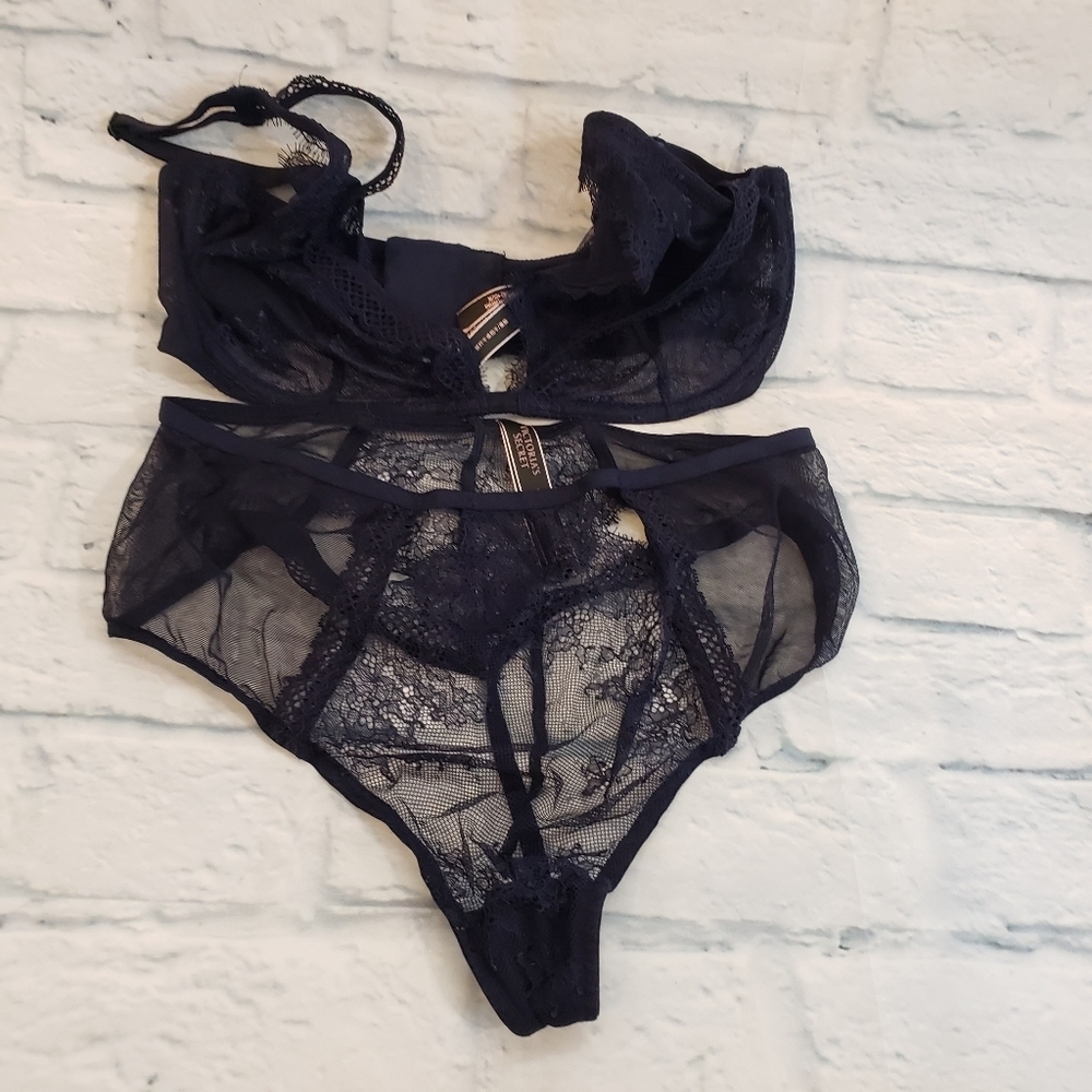 Victoria's Secret 2 pc set very sexy
